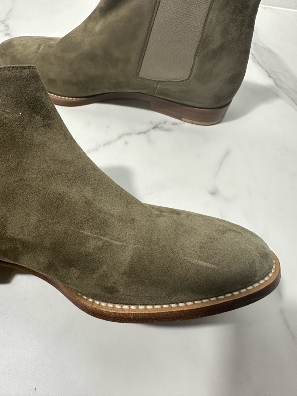 Jenni Kayne Suede Chelsea Ankle Boot in Laurel Size 9 Quiet Luxury Minimalist - Picture 6 of 16